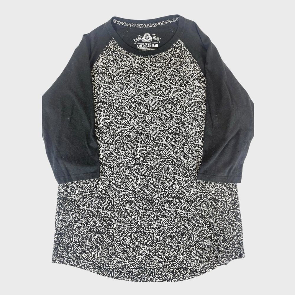 American Rag Cie Paisley Design 3/4 Sleeve T-shirt - Picture 5 of 7